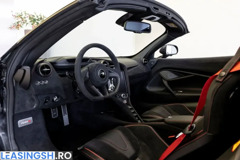 McLaren 720S din 2025 cu 4.482 km - oferta MCL210045 - foto 4