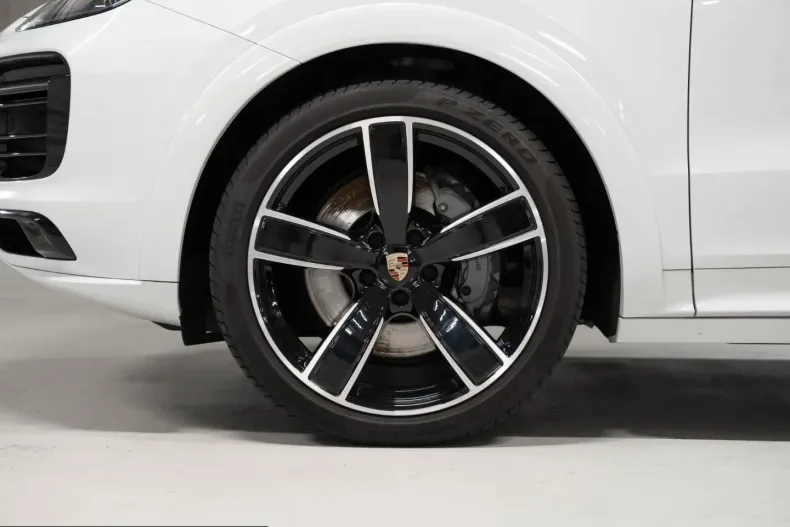 Porsche Cayenne din 2023 cu 62.999 km - oferta POR210046 - foto 9