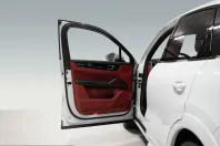 Porsche Cayenne din 2023 cu 62.999 km - oferta POR210046 - foto 17