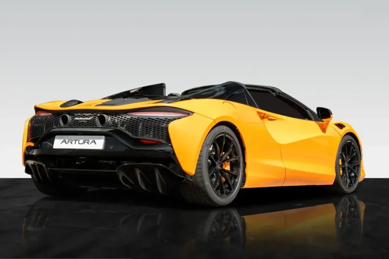 McLaren Artura din 2024 cu 12.400 km - oferta MCL210047 - foto 2