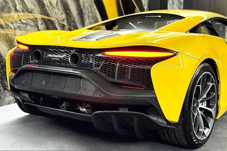 McLaren Artura din 2024 cu 2.000 km - oferta MCL210048 - foto 14