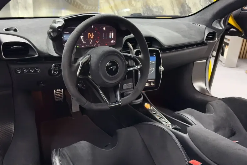 McLaren Artura din 2024 cu 2.000 km - oferta MCL210048 - foto 19