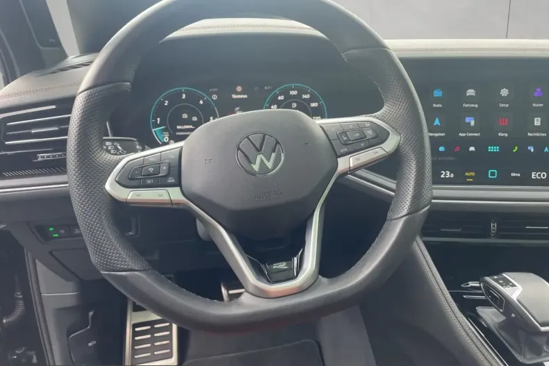 Volkswagen Touareg din 2025 cu 9.270 km - oferta VOL210050 - foto 13