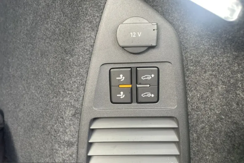 Volkswagen Touareg din 2025 cu 9.270 km - oferta VOL210050 - foto 24