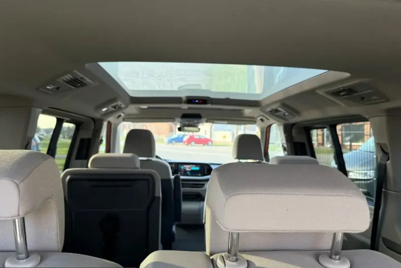 Volkswagen T7 Multivan din 2024 cu 32.000 km - oferta VOL210051 - foto 6