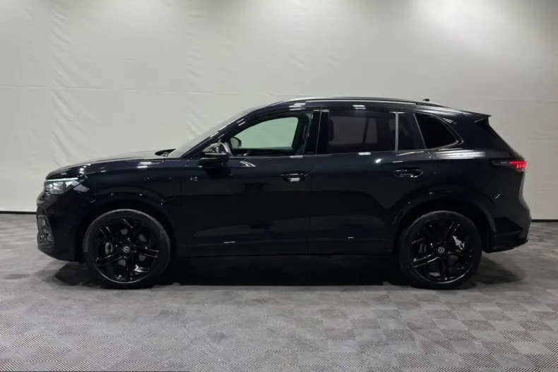 Volkswagen Tiguan din 2024 cu 12.873 km - oferta VOL210053 - foto 3