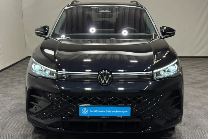 Volkswagen Tiguan din 2024 cu 12.873 km - oferta VOL210053 - foto 28