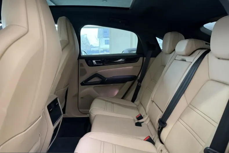 Porsche Cayenne din 2021 cu 52.000 km - oferta POR210063 - foto 13