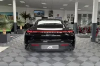 Porsche Taycan din 2022 cu 44.900 km - oferta POR210072 - foto 7
