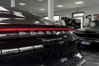 Porsche Taycan din 2022 cu 44.900 km - oferta POR210072 - foto 10
