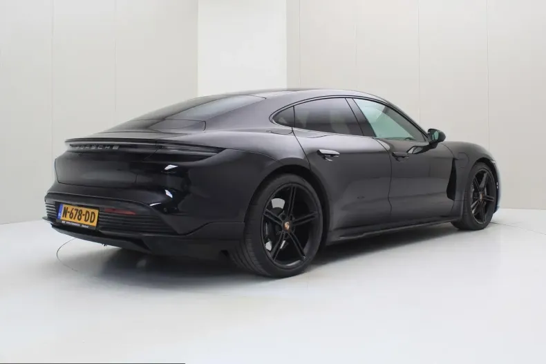 Porsche Taycan din 2021 cu 54.235 km - oferta POR210073 - foto 2