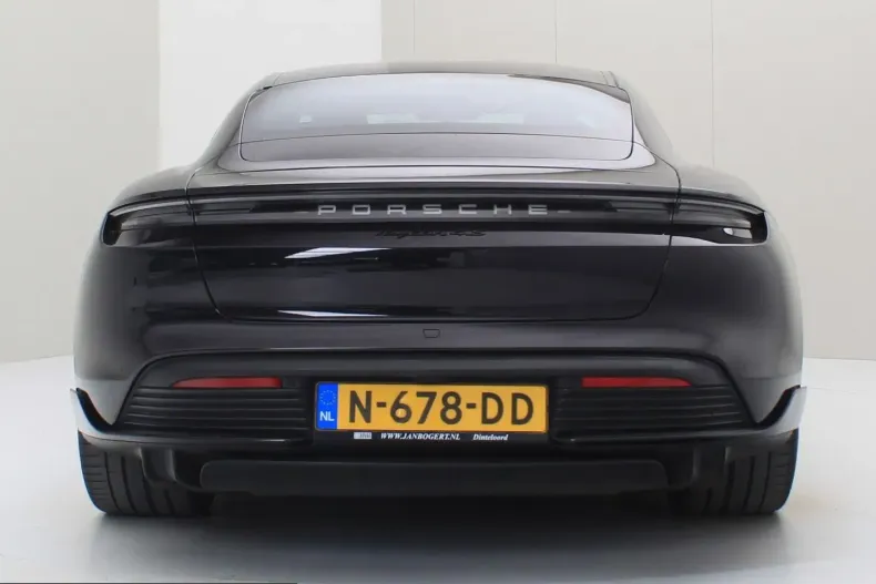 Porsche Taycan din 2021 cu 54.235 km - oferta POR210073 - foto 6