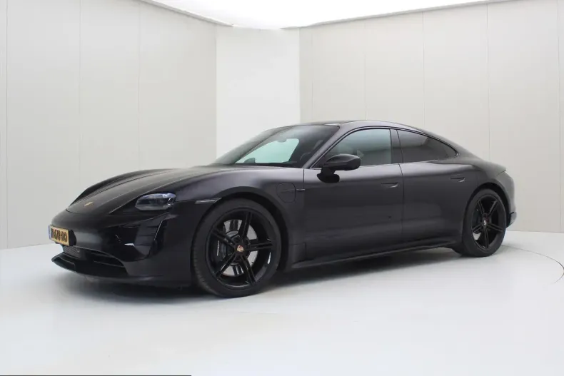 Porsche Taycan din 2021 cu 54.235 km - oferta POR210073 - foto 7