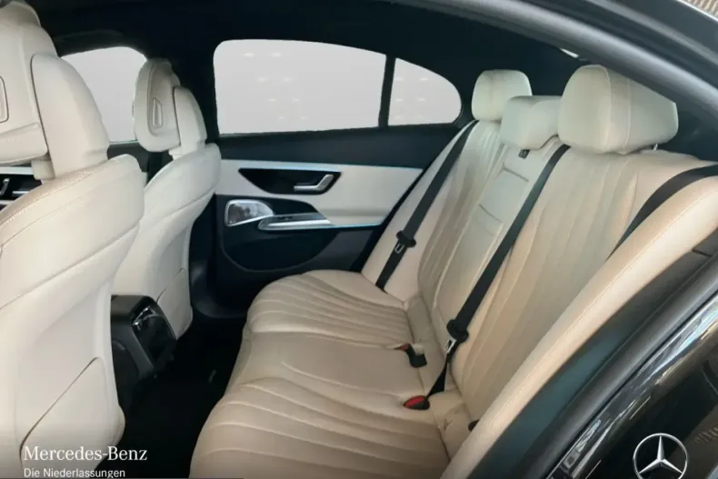 Mercedes-Benz E 220 (Clasa E) din 2025 cu 19.339 km - oferta MER210080 - foto 9