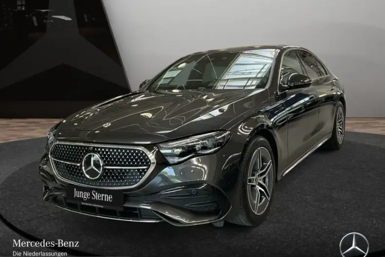 Mercedes-Benz E 300 (Clasa E) din 2025 cu 18.632 km - oferta MER210081 - foto 1