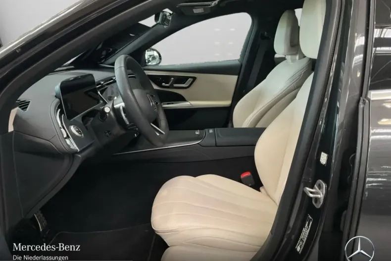 Mercedes-Benz E 300 (Clasa E) din 2025 cu 18.632 km - oferta MER210081 - foto 8