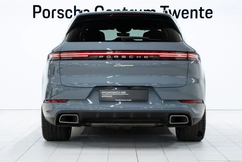 Porsche Cayenne din 2024 cu 23.425 km - oferta POR210088 - foto 4