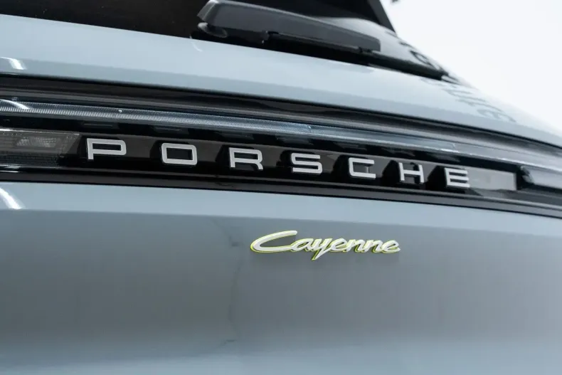 Porsche Cayenne din 2024 cu 23.425 km - oferta POR210088 - foto 20