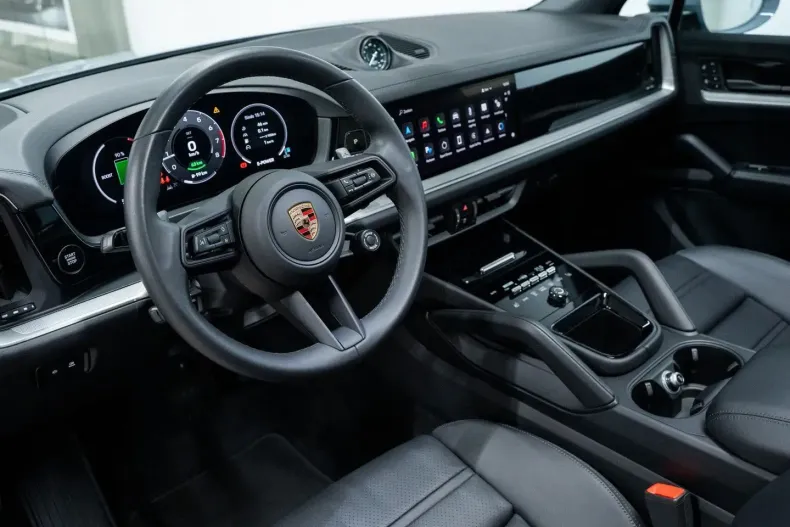 Porsche Cayenne din 2024 cu 23.425 km - oferta POR210088 - foto 31
