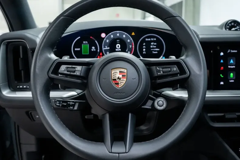 Porsche Cayenne din 2024 cu 23.425 km - oferta POR210088 - foto 32