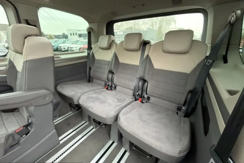 Volkswagen T7 Multivan din 2025 cu 11.254 km - oferta VOL210095 - foto 14