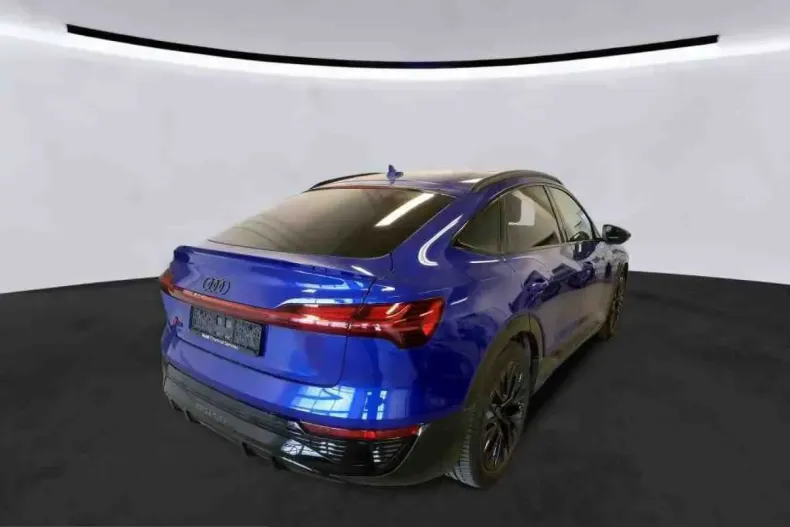Audi Q8 e-tron din 2024 cu 32.290 km - oferta AUD210098 - foto 3