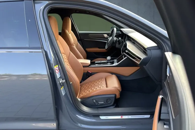 Audi RS6 din 2024 cu 35.807 km - oferta AUD210102 - foto 16