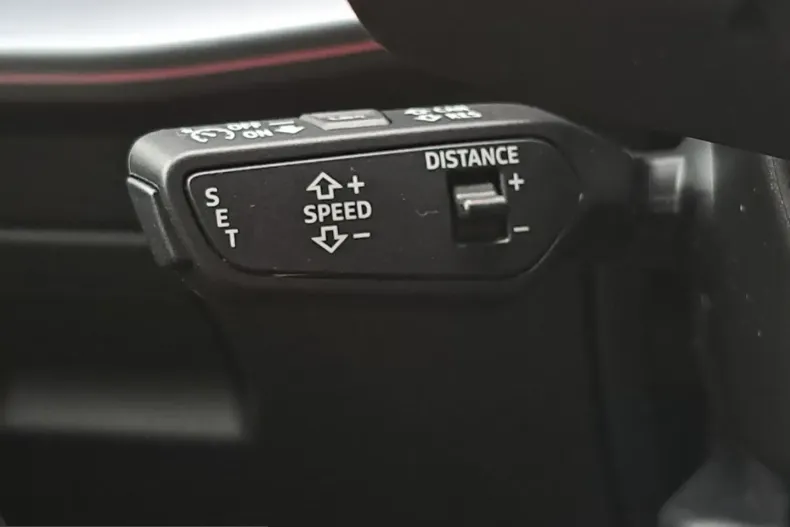 Audi RS3 din 2025 cu 23.157 km - oferta AUD210103 - foto 30
