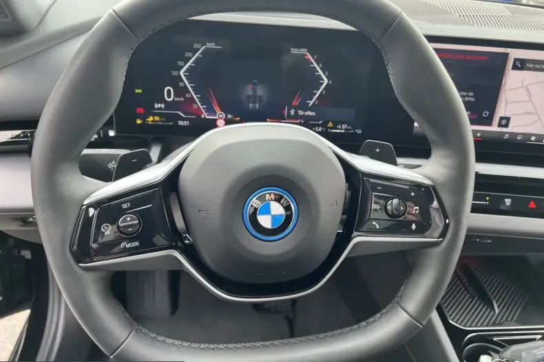 BMW 530 (Seria 5) din 2024 cu 19.100 km - oferta BMW210105 - foto 14