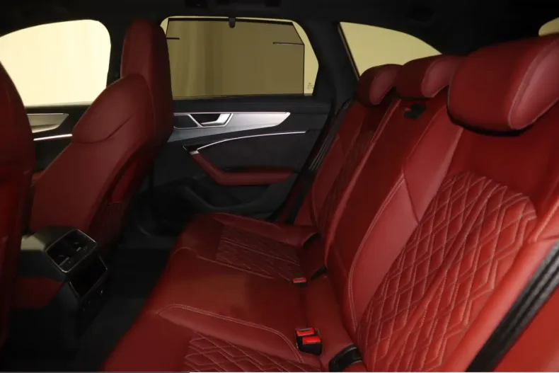 Audi S6 din 2024 cu 12.625 km - oferta AUD210108 - foto 12