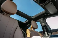Mercedes-Benz E 300 (Clasa E) din 2025 cu 13.879 km - oferta MER210112 - foto 8