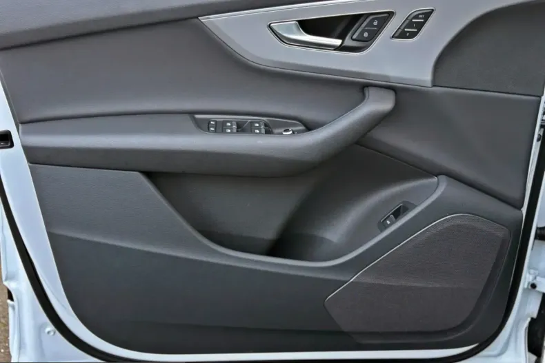 Audi Q7 din 2025 cu 30.490 km - oferta AUD210113 - foto 7