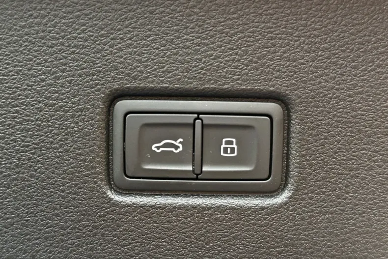 Audi Q5 din 2025 cu 8.490 km - oferta AUD210114 - foto 30