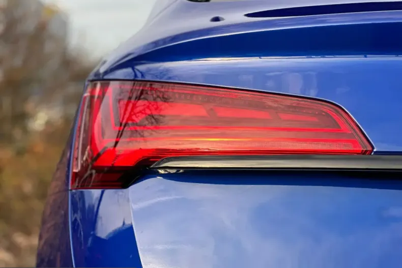 Audi Q5 din 2025 cu 8.490 km - oferta AUD210114 - foto 32