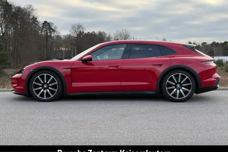 Porsche Taycan din 2022 cu 47.600 km - oferta POR210115 - foto 2