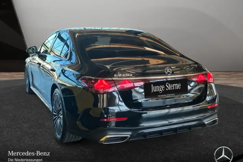 Mercedes-Benz E 220 (Clasa E) din 2025 cu 15.216 km - oferta MER210117 - foto 7