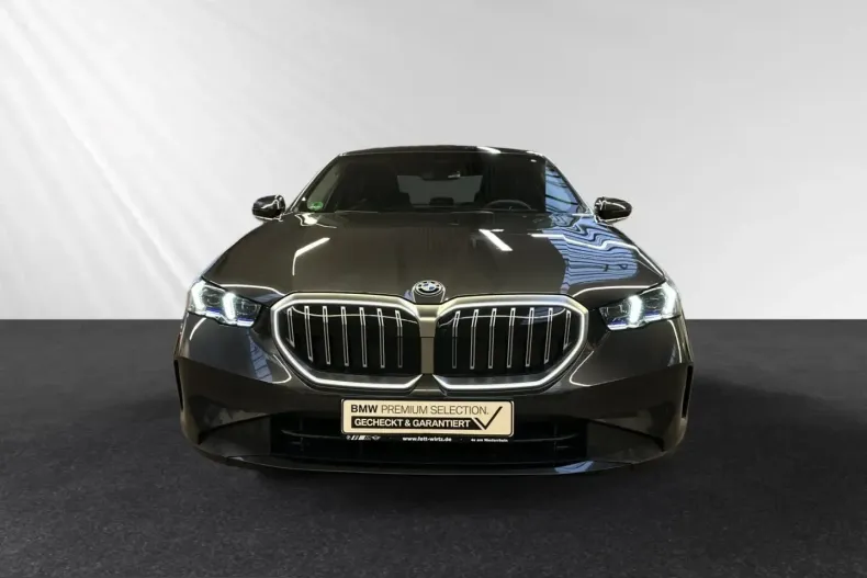 BMW 530 (Seria 5) din 2024 cu 6.980 km - oferta BMW210118 - foto 1