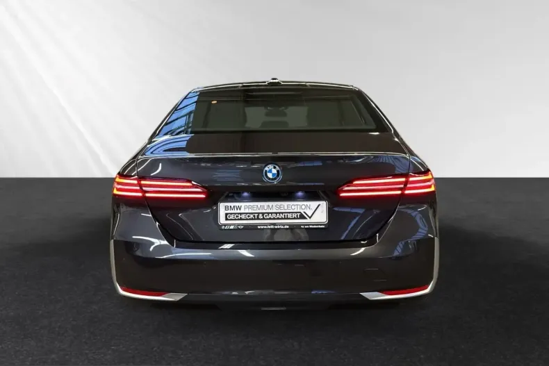 BMW 530 (Seria 5) din 2024 cu 6.980 km - oferta BMW210118 - foto 6