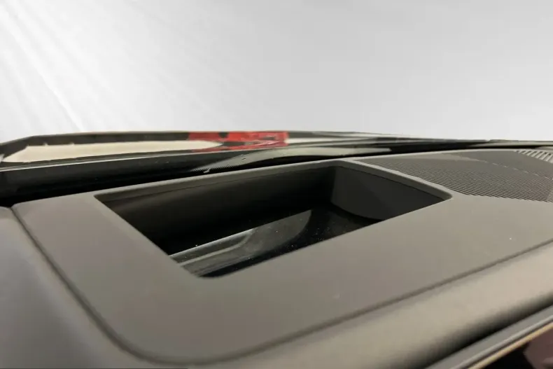 BMW 530 (Seria 5) din 2024 cu 6.980 km - oferta BMW210118 - foto 13