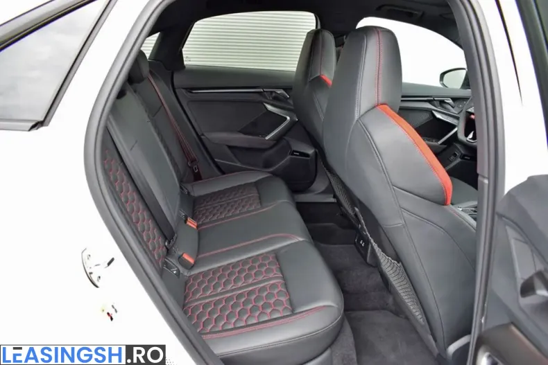 Audi RS3 din 2024 cu 4.500 km - oferta AUD210123 - foto 6