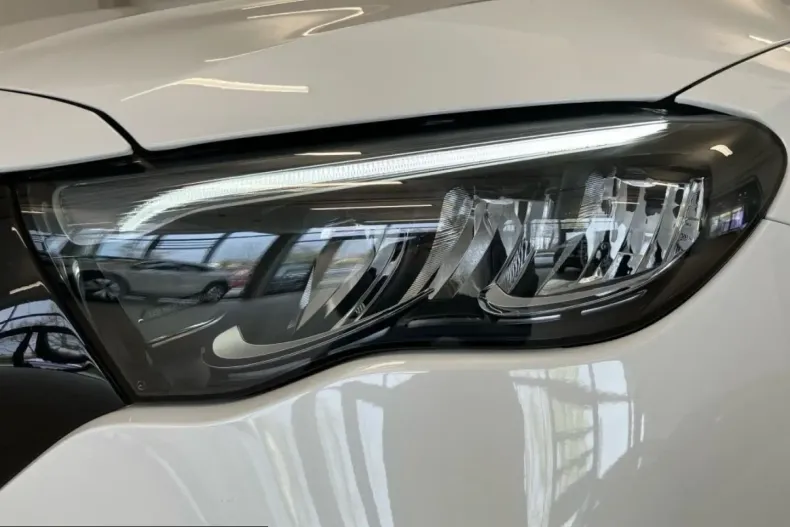 Mercedes-Benz E 200 (Clasa E) din 2025 cu 11.194 km - oferta MER210129 - foto 16