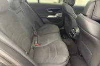 Mercedes-Benz E 200 (Clasa E) din 2024 cu 12.749 km - oferta MER210132 - foto 12