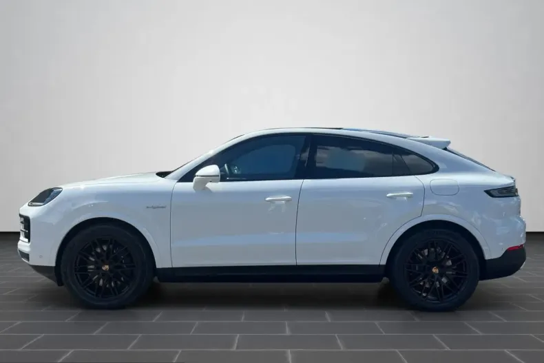 Porsche Cayenne din 2025 cu 18.500 km - oferta POR210137 - foto 2
