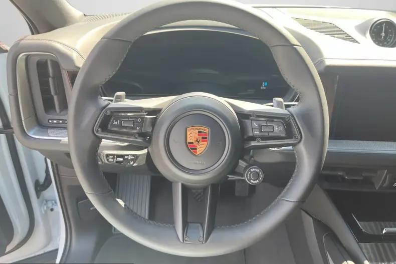 Porsche Cayenne din 2025 cu 18.500 km - oferta POR210137 - foto 10
