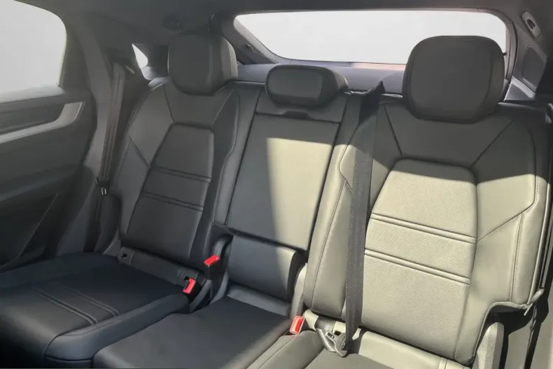 Porsche Cayenne din 2025 cu 18.500 km - oferta POR210137 - foto 11