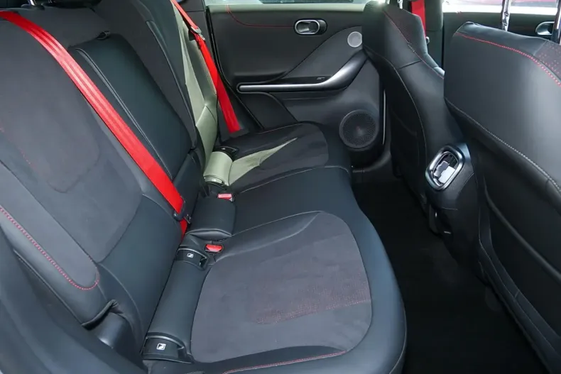 Smart #1 din 2025 cu 9.102 km - oferta SMA210139 - foto 6