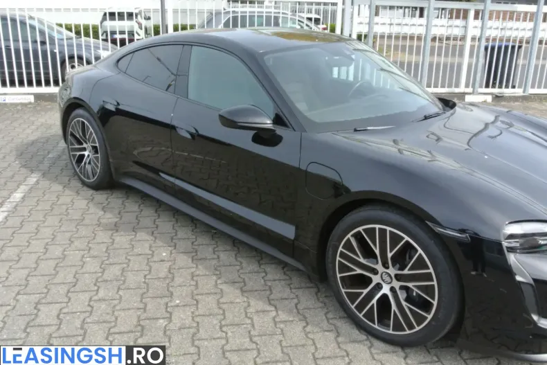 Porsche Taycan din 2023 cu 29.886 km - oferta POR210141 - foto 2