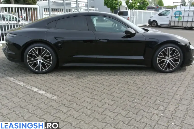 Porsche Taycan din 2023 cu 29.886 km - oferta POR210141 - foto 3