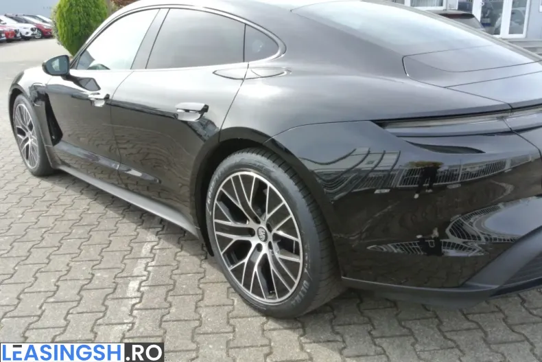 Porsche Taycan din 2023 cu 29.886 km - oferta POR210141 - foto 6
