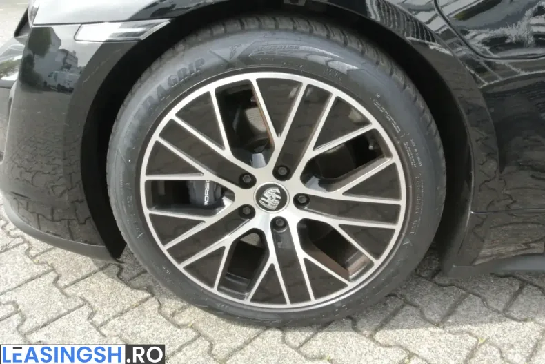 Porsche Taycan din 2023 cu 29.886 km - oferta POR210141 - foto 17